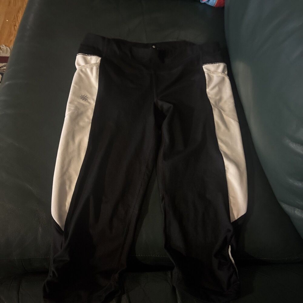 Athleta Women's 7/8 Athletic Leggings Yoga Pants Size Medium